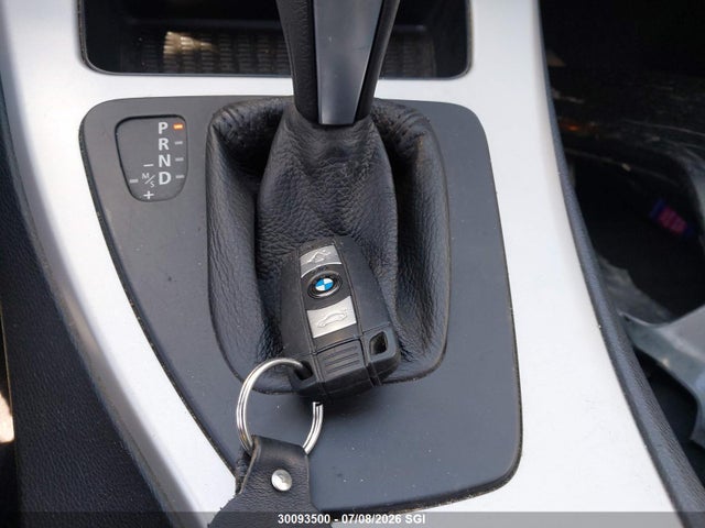 30093500 :رقم المزاد ، WBAPG7C56BA937200 vin ، 2011 Bmw 323 I مزاد بيع
