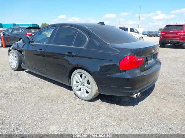 30093500 :رقم المزاد ، WBAPG7C56BA937200 vin ، 2011 Bmw 323 I مزاد بيع