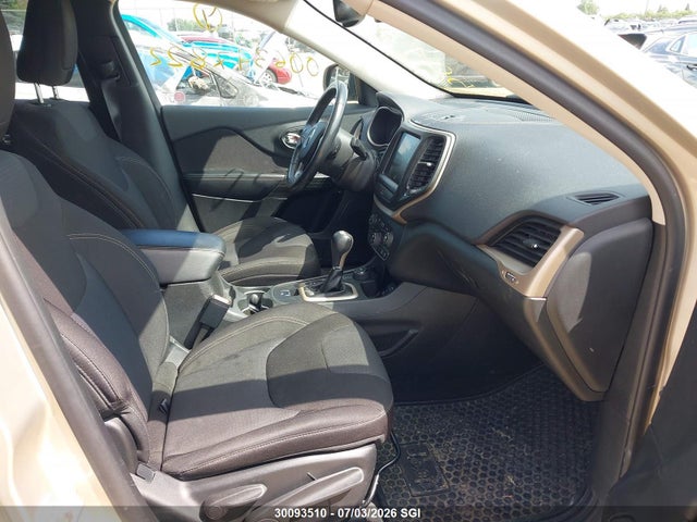 Jeep Cherokee Latitude 2015 1C4PJMCS8FW504379 Image 5