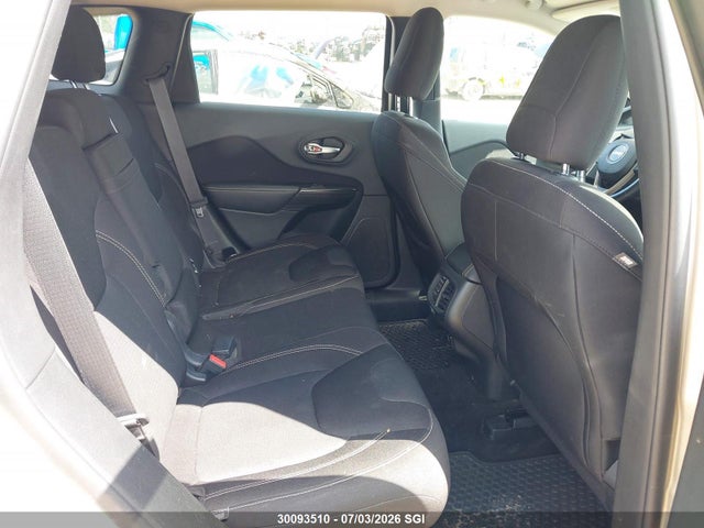 2015 Jeep Cherokee Latitude მანქანა იყიდება აუქციონზე, vin: 1C4PJMCS8FW504379, აუქციონის ნომერი: 30093510