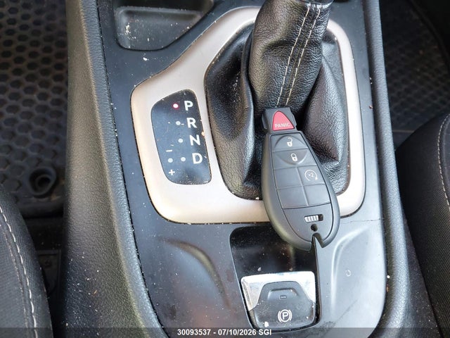 1C4PJLABXEW159433 Jeep Cherokee Sport
