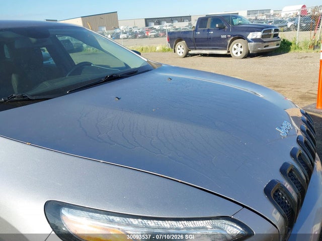1C4PJLABXEW159433 Jeep Cherokee Sport