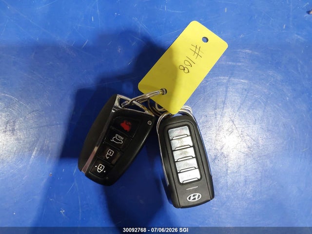 Продаж на аукціоні авто 2013 Hyundai Santa Fe Sport, vin: 5XYZUDLA1DG048498, номер лоту: 30092768