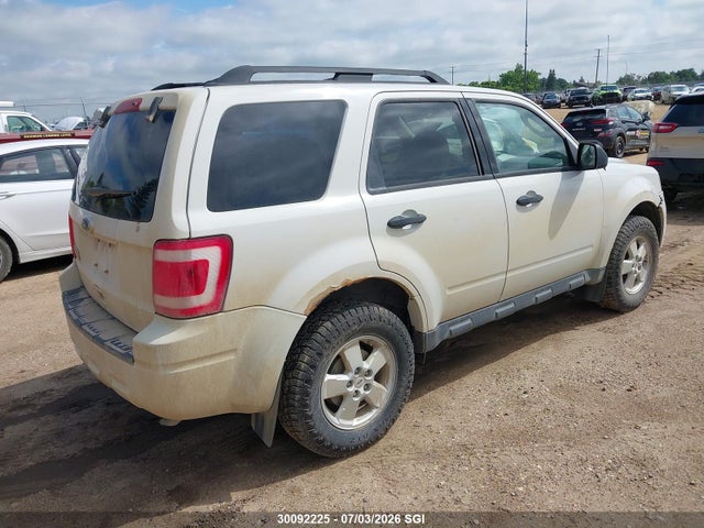 Продаж на аукціоні авто 2010 Ford Escape Xlt, vin: 1FMCU0D76AKD35886, номер лоту: 30092225