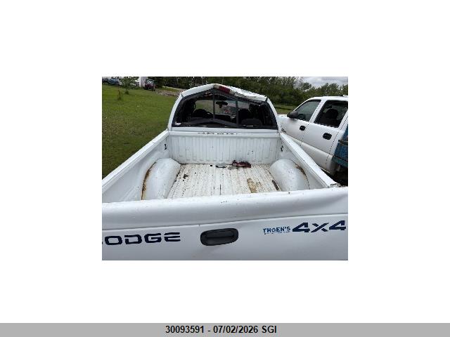 2000 Dodge Dakota Quad მანქანა იყიდება აუქციონზე, vin: 1B7GG2AN0YS670924, აუქციონის ნომერი: 30093591