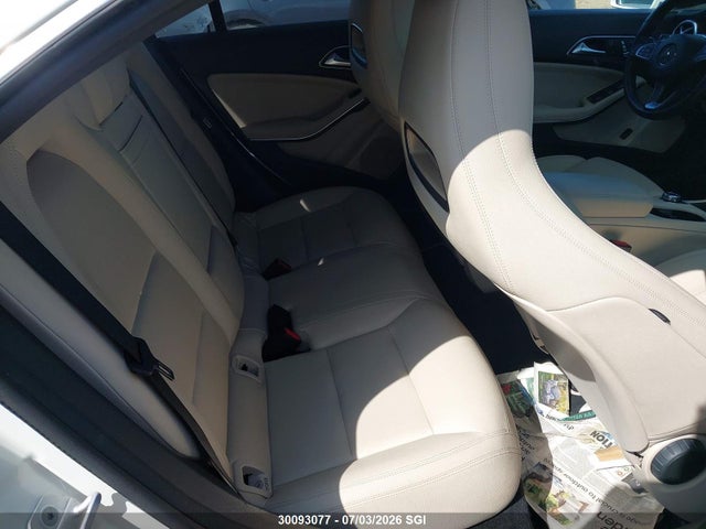 WDDSJ4GB5HN420541 Mercedes-Benz CLA 250 4MATIC
