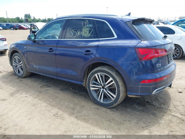 WA1FNAFY2J2160346 Audi Q5 Technik S-line