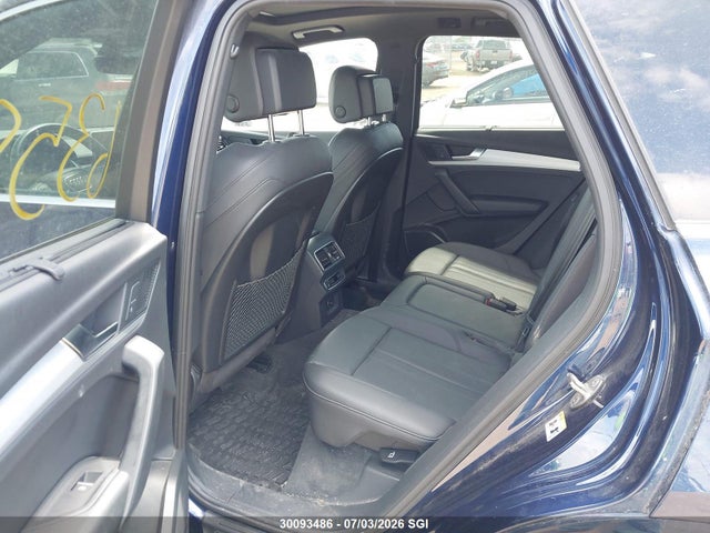 WA1FNAFY2J2160346 Audi Q5 Technik S-line