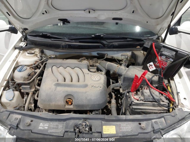 2008 Volkswagen City Jetta მანქანა იყიდება აუქციონზე, vin: 3VWTK49M88M640564, აუქციონის ნომერი: 30075545
