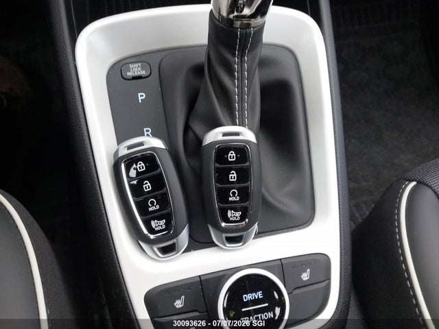 Продажа на аукционе авто 2025 Hyundai Venue Sel/limited, vin: KMHRC8A39SU417842, номер лота: 30093626