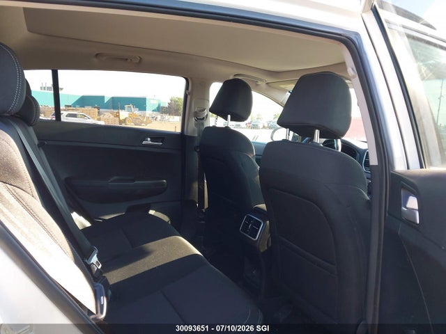 KIA Sportage Ex 2020 KNDPNCAC7L7819819 Image 8