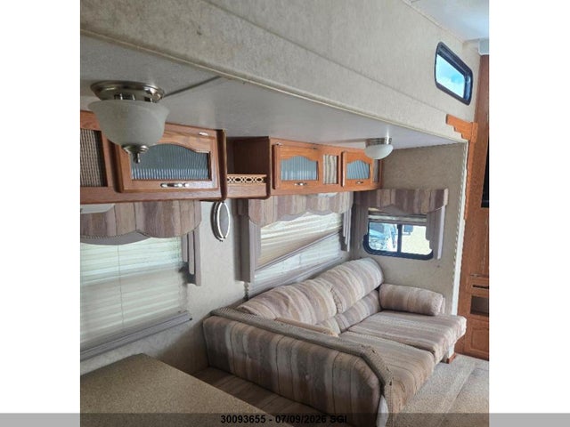 30093655 :رقم المزاد ، 4X4FCAG245G086940 vin ، 2005 Forest River Inc.  مزاد بيع