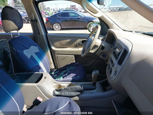 Продаж на аукціоні авто 2005 Ford Escape Xlt, vin: 1FMYU93155KC42127, номер лоту: 30082800