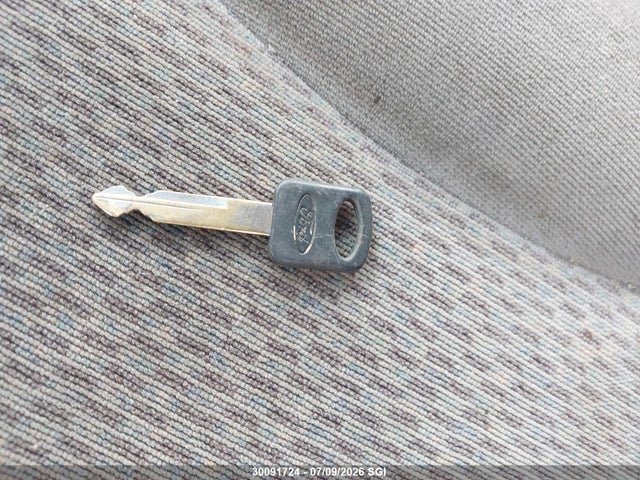 30091724 :رقم المزاد ، 2FTZX1722WCB01008 vin ، 1998 Ford F150 مزاد بيع