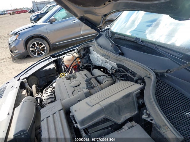 WVGJV7AX7FW544216 Volkswagen Tiguan S/se/sel/r-line