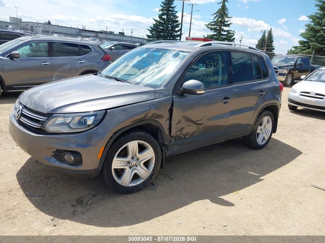 WVGJV7AX7FW544216 Volkswagen Tiguan S/se/sel/r-line
