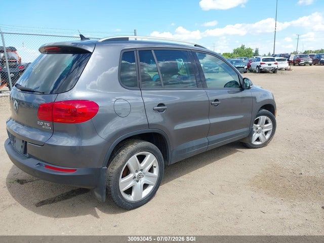 WVGJV7AX7FW544216 Volkswagen Tiguan S/se/sel/r-line