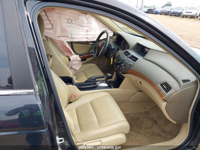 30092963 :رقم المزاد ، 1HGCP26888A808119 vin ، 2008 Honda Accord Exl مزاد بيع