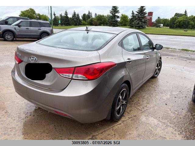 30093805 :رقم المزاد ، 5NPDH4AE7DH213452 vin ، 2013 Hyundai Elantra Gls/limited مزاد بيع