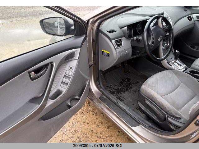 30093805 :رقم المزاد ، 5NPDH4AE7DH213452 vin ، 2013 Hyundai Elantra Gls/limited مزاد بيع