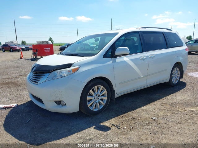 Auction sale of the 2011 Toyota Sienna Xle/limited, vin: 5TDDK3DC3BS022950, lot number: 30093811