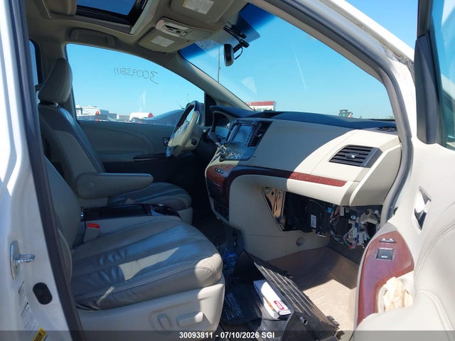 Продажа на аукционе авто 2011 Toyota Sienna Xle/limited, vin: 5TDDK3DC3BS022950, номер лота: 30093811