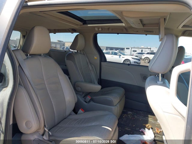 Продаж на аукціоні авто 2011 Toyota Sienna Xle/limited, vin: 5TDDK3DC3BS022950, номер лоту: 30093811
