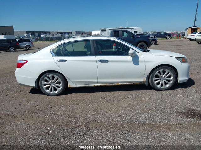 2013 Honda Accord Touring მანქანა იყიდება აუქციონზე, vin: 1HGCR2F90DA800142, აუქციონის ნომერი: 30093818