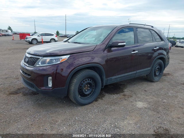 KIA SORENTO LX 2014 5XYKT3A61EG519502 Image 2