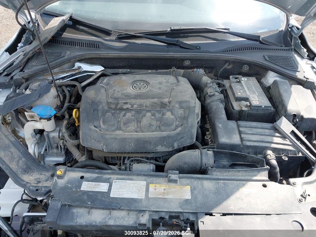 Volkswagen Passat Highline 2021 1VWBA7A38MC003060 Image 10