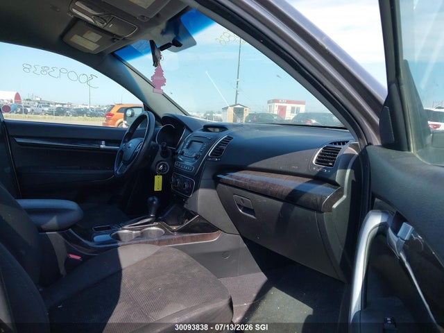 KIA SORENTO LX 2015 5XYKTCA67FG558662 Image 5