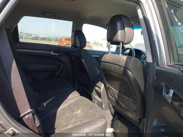 KIA SORENTO LX 2015 5XYKTCA67FG558662 Image 8