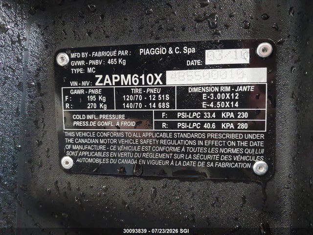 30093839 :رقم المزاد ، ZAPM610X4B5500010 vin ، 2011 Piaggio Mp3 500 Sport Abs مزاد بيع