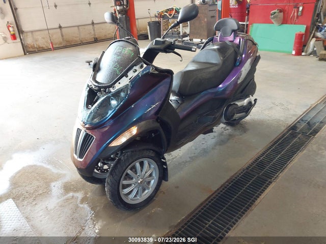 30093839 :رقم المزاد ، ZAPM610X4B5500010 vin ، 2011 Piaggio Mp3 500 Sport Abs مزاد بيع
