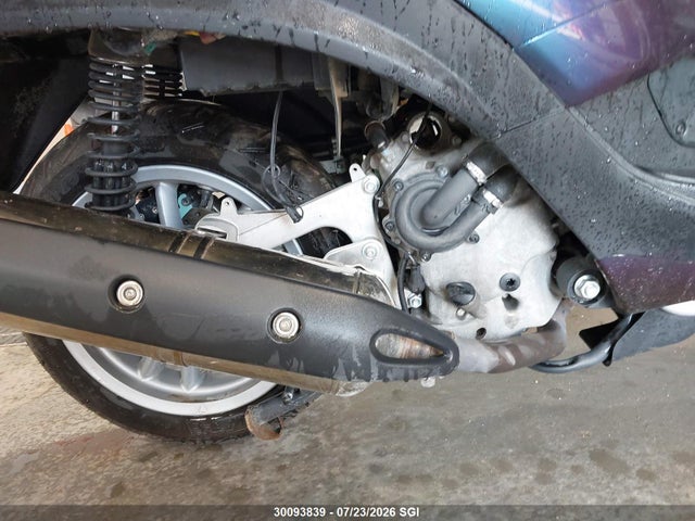 30093839 :رقم المزاد ، ZAPM610X4B5500010 vin ، 2011 Piaggio Mp3 500 Sport Abs مزاد بيع