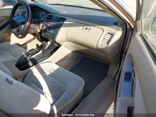 Продажа на аукционе авто 2001 Honda Accord Ex, vin: 1HGCG32521A800010, номер лота: 30093841