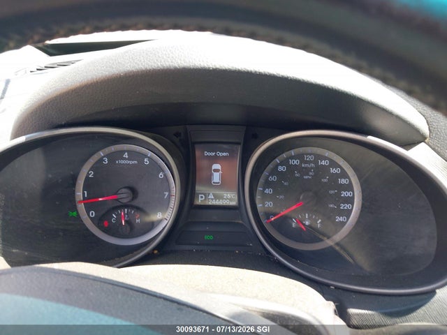 Продаж на аукціоні авто 2015 Hyundai Santa Fe Sport, vin: 5XYZUDLB4FG240493, номер лоту: 30093671