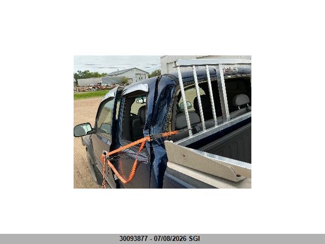 30093877 :رقم المزاد ، 2GTEK19T921371779 vin ، 2002 Gmc New Sierra K1500 مزاد بيع
