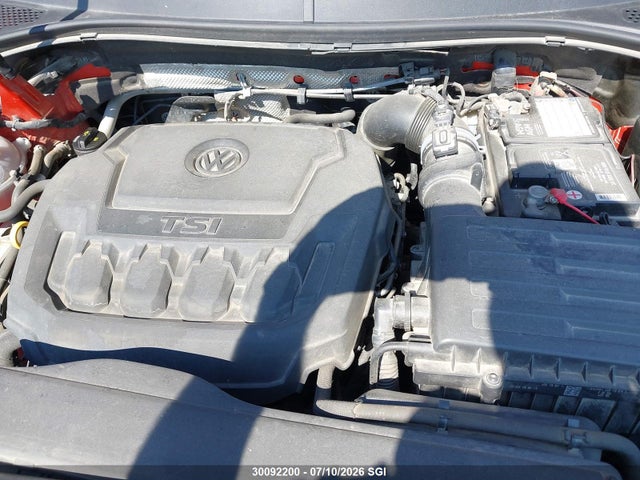 3VV0B7AX8JM041233 Volkswagen TIGUAN S