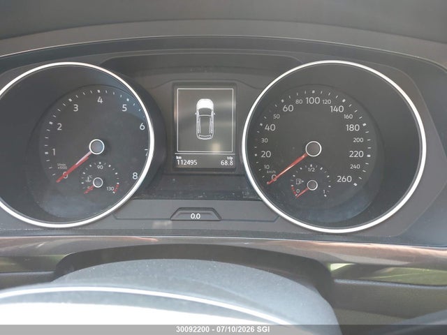 3VV0B7AX8JM041233 Volkswagen TIGUAN S