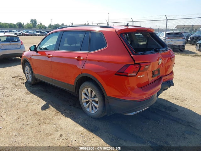 3VV0B7AX8JM041233 Volkswagen TIGUAN S