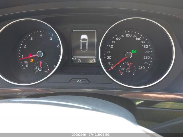 3VV0B7AX8JM041233 Volkswagen TIGUAN S