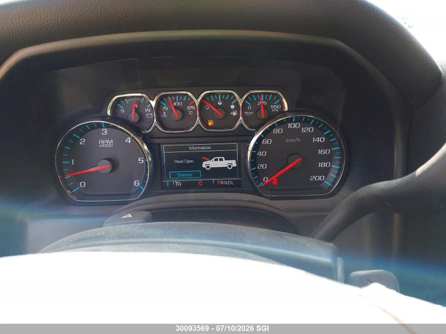 30093569 :رقم المزاد ، 3GCUKREC1JG472482 vin ، 2018 Chevrolet Silverado K1500 Lt مزاد بيع