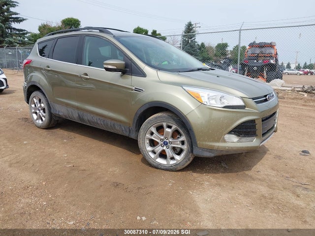 30087310 :رقم المزاد ، 1FMCU9H96DUB47863 vin ، 2013 Ford Escape Sel مزاد بيع