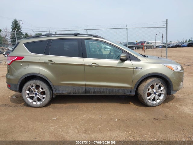 30087310 :رقم المزاد ، 1FMCU9H96DUB47863 vin ، 2013 Ford Escape Sel مزاد بيع