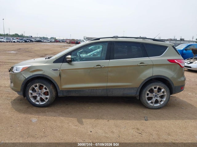 30087310 :رقم المزاد ، 1FMCU9H96DUB47863 vin ، 2013 Ford Escape Sel مزاد بيع