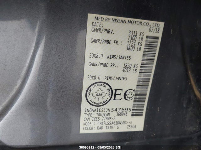 30093912 :رقم المزاد ، 1N6AA1E53JN547695 vin ، 2018 Nissan Titan Sv/sl/pro-4x/plat Res مزاد بيع