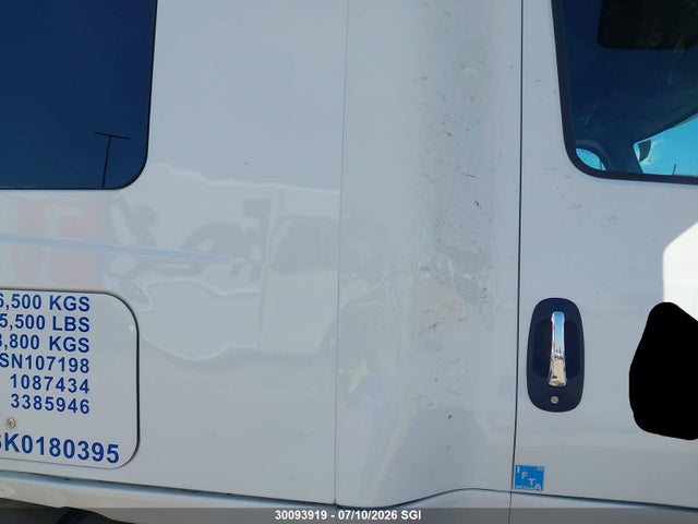 International Lt625 2025 3HSDZAPR6SN107198 Image 12