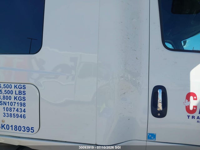 International Lt625 2025 3HSDZAPR6SN107198 Image 17
