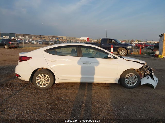Hyundai Elantra Essential 2019 KMHD74LF7KU735182 Image 12